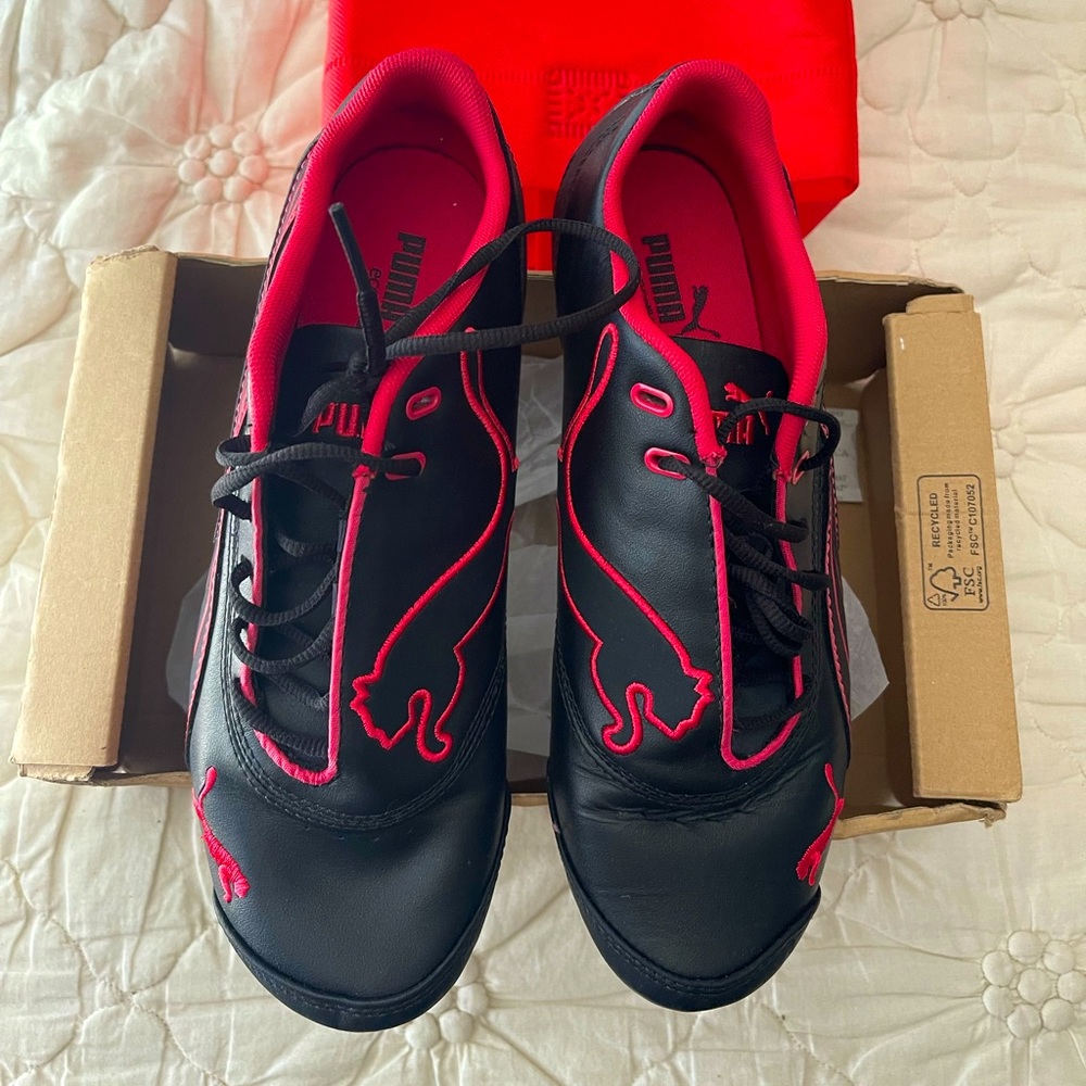PUMA Sneakers
